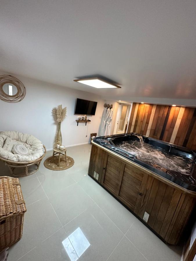 Appartement Jacuzzi Prive 아비뇽 외부 사진